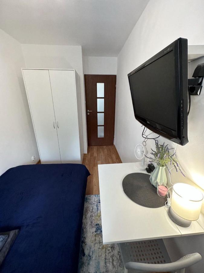 Anielewicza 26 Rooms Warsaw Luaran gambar